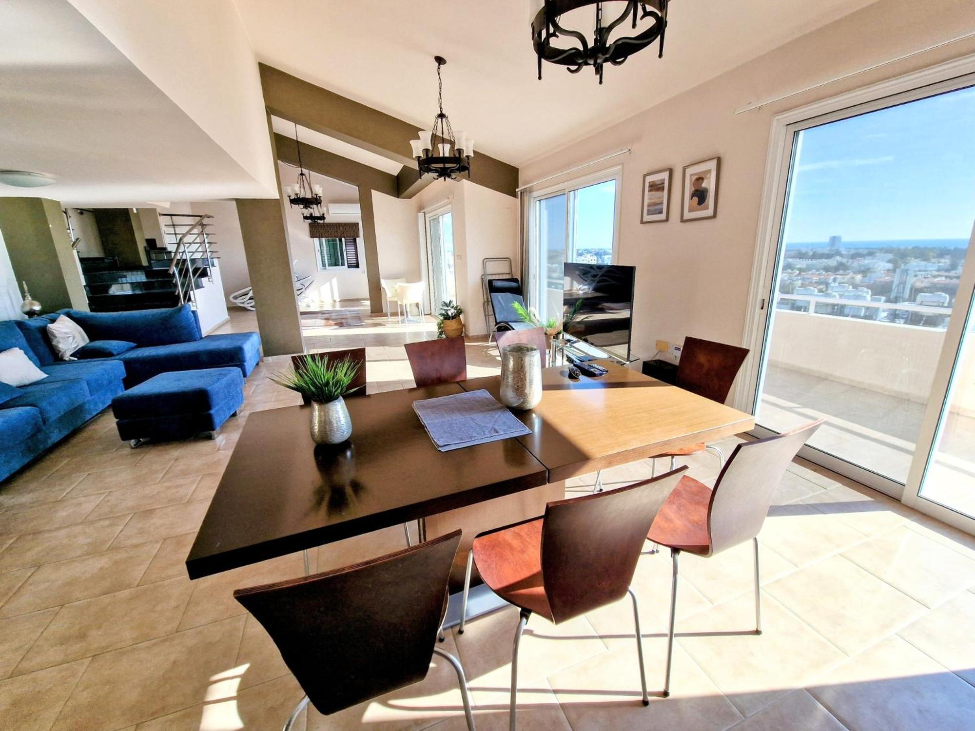 Paphos Central Penthouse Экстерьер фото