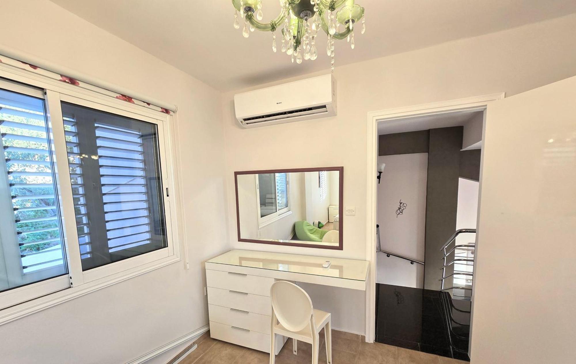 Paphos Central Penthouse Экстерьер фото